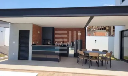 Casa à venda no alphaville nova esplanada localizada na cidade de votorantim/sp