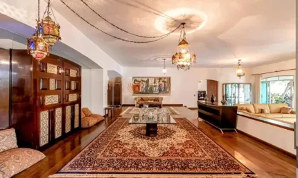Casa de luxo em condomínio: 5 quartos, 4 suítes, 3 salas, 10 banheiros, 20 vagas em campinas-sp!