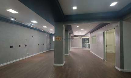 Casa Comercial para Locação em Campinas-SP, Bairro Cambuí: 1 Quarto, 3 Salas, 7 Banheiros, 4 Vagas, 350,13 m²!