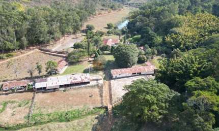 Fazenda com 2 salas à venda na Avenida Professor Bento Gonçalves Pereira 96, 1, Centro, Paraíba do Sul