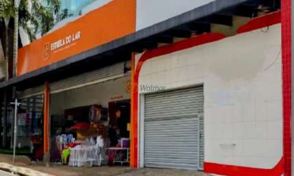 Salão Comercial de Alto Padrão para Locação no Centro de Campinas-SP: 1 Sala, 3 Banheiros, 4 Vagas de Garagem, 475,12 m² de Área.
