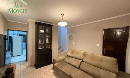 Sobrado de 3 andares - 181m² - excelente localização