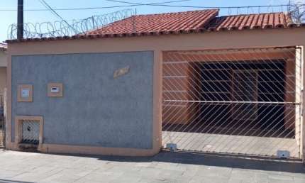 Casa com 2 quartos à venda na Rua Francisco Loureiro, 102, Vila Fiori, Sorocaba