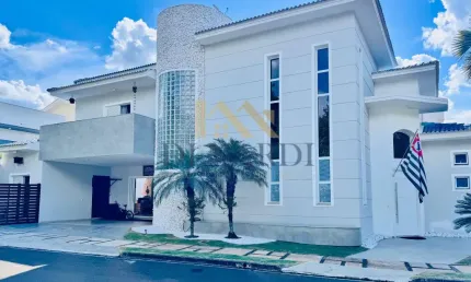 Sobrado de Esquina com 4 Suítes no Residencial Villa dos Inglezes