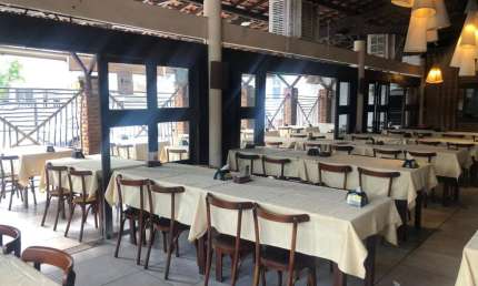 Ponto comercial com 1 sala para alugar no Manaíra, João Pessoa 