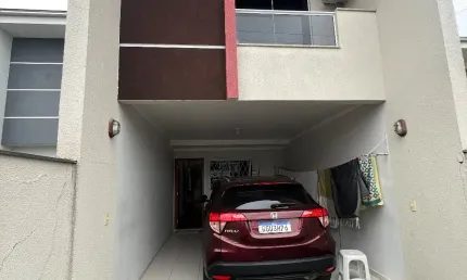 Casa com 3 quartos à venda no Iririú, Joinville 