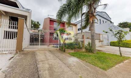 Sobrado com 2 dormitórios, SACADA, 2 vagas, 90 m2 por R$285.000,00!!