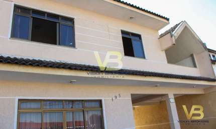 Sobrado com 4 dormitórios à venda, 260 m² por R$ 1.097.114,04 - Pineville - Pinhais/PR