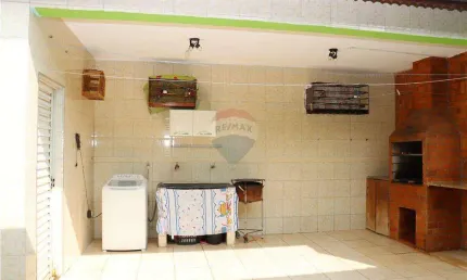 Casa com 2 quartos à venda na Rua Antônio Gasparotto, 1059, Jardim Recanto Alegre, Bragança Paulista