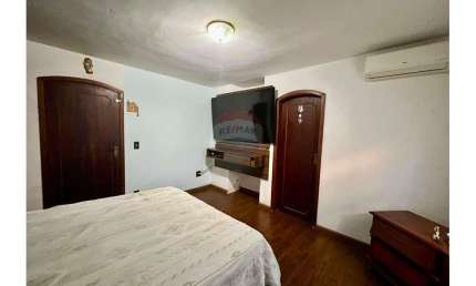 Casa com 3 quartos à venda na Rua Doutor Olímpio Guilherme, 17, Centro, Bragança Paulista