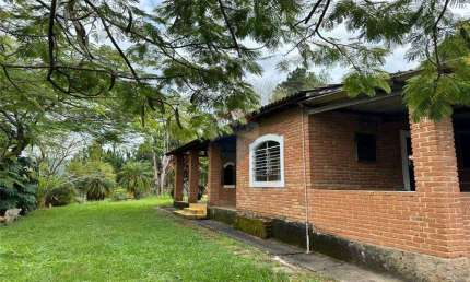 Chácara / sítio com 4 quartos à venda na Estrada Walter De Oliveira Servilha, s/nº, Centro, Extrema