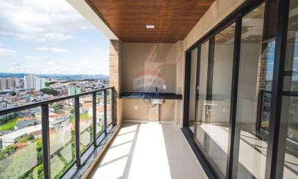 Apartamento à Venda no Centro de Bragança Paulista.