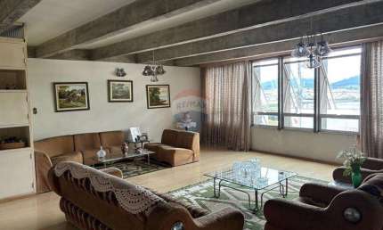 Casa com 3 quartos para alugar na Coronel João Leme, 399, Centro, Bragança Paulista