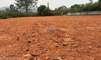 Terreno Comercial na Penha: Oportunidade Imperdível