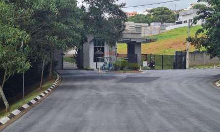 Terreno em Condomínio Fechado de Bragança Paulista – Condomínio Fechado.