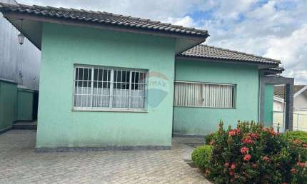 Casa com 3 quartos para alugar na Rua Jarbas de Souza Siqueira, 80, Jardim América, Bragança Paulista