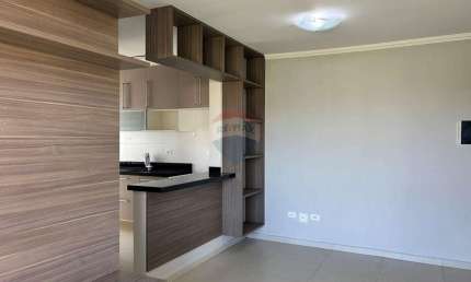 Apartamento para locação Semi Mobiliado em Condomínio fechado