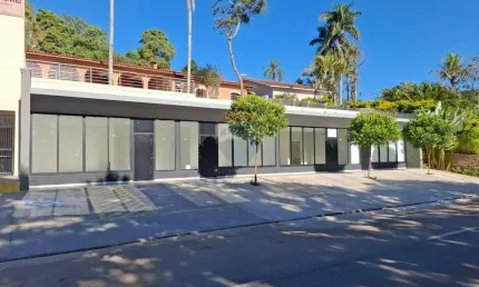 Sala comercial para locação na av. Salvador Markowisc Santa Helena em Bragança paulista SP