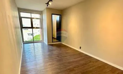 Aluguel de sala comercial de 30m² no centro de Bragança Paulista - Praça Raul Leme