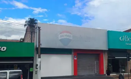 Salão Comercial na Av. Pires Pimentel em  Bragança Paulista , São Paulo