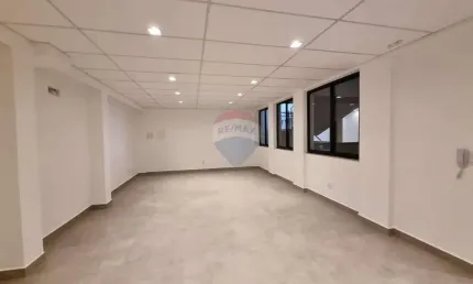 Sala comercial para locação com vista para o Lago do Taboão – Bragança Paulista-SP