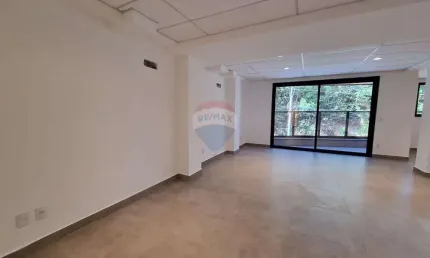 Sala comercial para locação com varanda privativa e vista para o Lago do Taboão – Bragança Paulista-SP