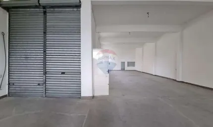 ALUGA-SE GALPÃO NO BAIRRO SANTA LUZIA – BRAGANÇA PAULISTA 200m² | Pé direito de 3,80m | Excelente localização