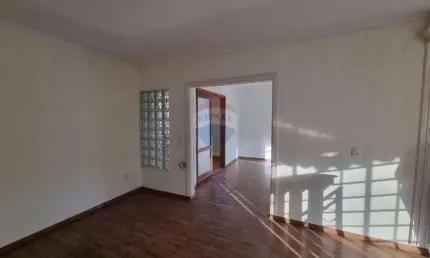 Oportunidade de locação - Casa ampla próxima ao Centro de Bragança Paulista