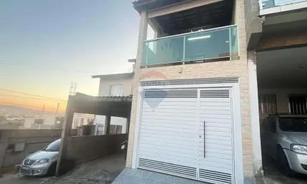 Sobrado para locação – conforto, segurança e localização privilegiada no condomínio chácaras luzia vicente – hípica jaguari