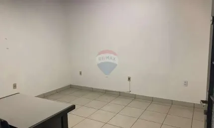 Sala comercial para alugar na Avenida José Gomes da Rocha Leal, 796, Centro, Bragança Paulista