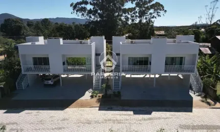 Apartamento para Venda em Garopaba, Grama, 8 dormitórios, 4 banheiros, 4 vagas
