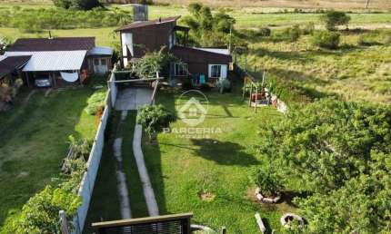Casa para Venda em Imbituba, Araçatuba, 3 dormitórios, 1 suíte, 1 banheiro