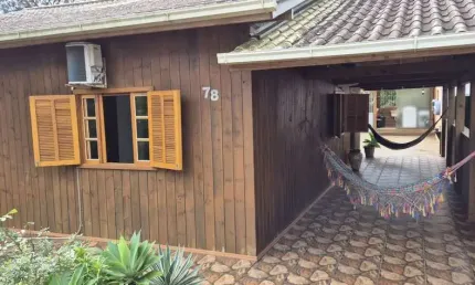 Casa para Venda em Imbituba, Arroio, 5 dormitórios, 1 suíte, 2 banheiros