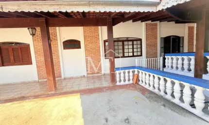 Casa para Locação em Cabreúva, Bairro Jacaré, 3 dormitórios, 1 suíte, 2 banheiros, 2 vagas