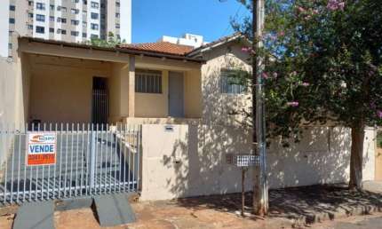 Casa com 3 quartos à venda na Rua Ártico, Jardim Indianápolis, Londrina por R$ 300.000