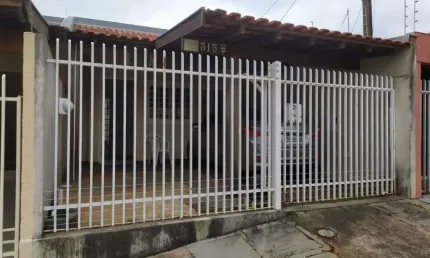 Casa com 3 quartos à venda na Rua Brasil Filho, Cambezinho, Londrina por R$ 300.000