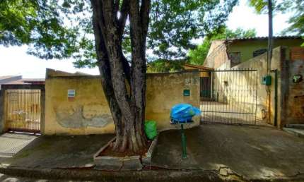 Casa com 3 quartos à venda na Rua Joaquim Domingos Martins, Conjunto Habitacional Doutor Farid Libos, Londrina por R$ 180.000