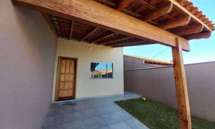 Casa com 2 quartos à venda na Rua Patrícia Cruciol Avanço, Jardim Ilha do Mel, Londrina por R$ 270.000
