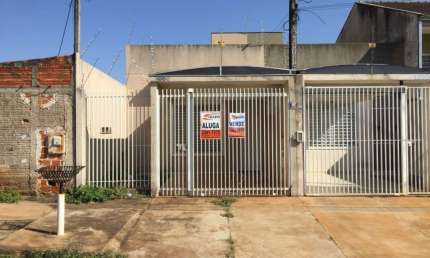 Casa com 3 quartos à venda na Avenida Paris, Parque Residencial João Piza, Londrina