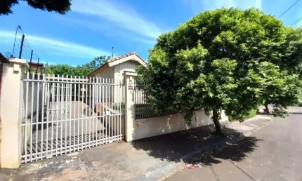 Casa com 3 quartos à venda na Rua Antônia Pattaro Grigoletto, Dom Pedro I, Londrina