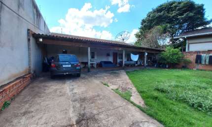 Casa com 2 quartos à venda na Rua José Lázaro de Gouvea, Califórnia, Londrina