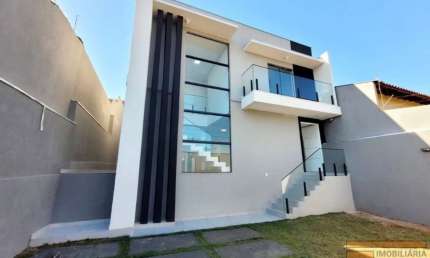 Casa com 3 quartos à venda na Rua Charles Lindemberg, Califórnia, Londrina