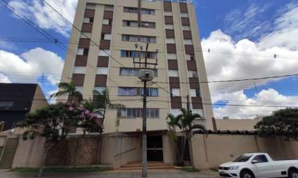 Apartamento com 3 quartos para alugar na Rua Escócia, Jardim Adriana II, Londrina
