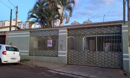Casa com 3 quartos à venda no São Vicente, Londrina 