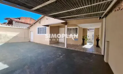 Casa com 2 quartos para alugar na Vila Trinta e Um de Março, Campinas , 100 m2 por R$ 1.800