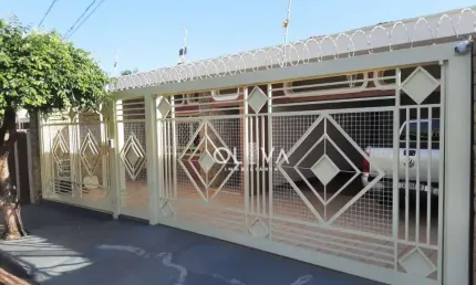 Casa à venda, 330 m² por R$ 850.000,00 - Parque Industrial - São José do Rio Preto/SP