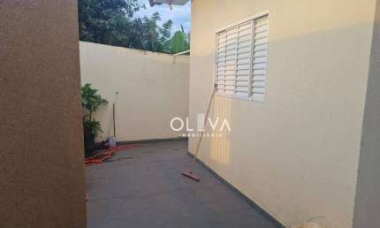 Casa com 4 dormitórios à venda, 184 m² por R$ 445.000 - Parque Residencial Água Limpa I - Bady Bassitt/SP
