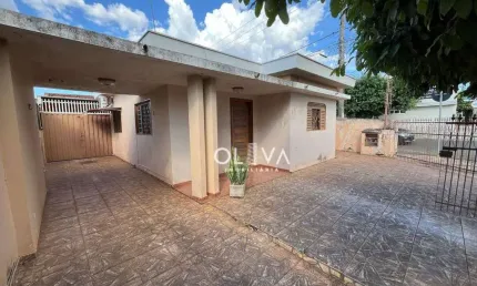 Casa com 3 dormitórios à venda, 151 m² por R$ 350.000,00 - Parque Industrial - São José do Rio Preto/SP