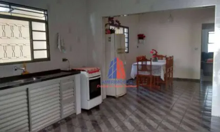 Casa com 3 dormitórios à venda, 140 m² por R$ 490.000,00 - Vila Mathiesen - Americana/SP