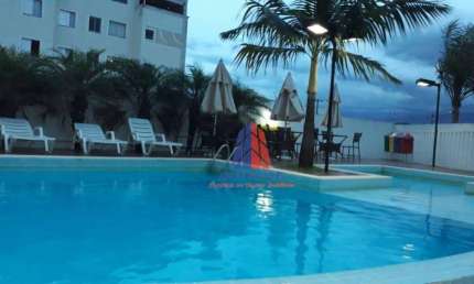 Apartamento com 3 dormitórios à venda, 65 m² por R$ 300.000,00 - Vila Omar - Americana/SP